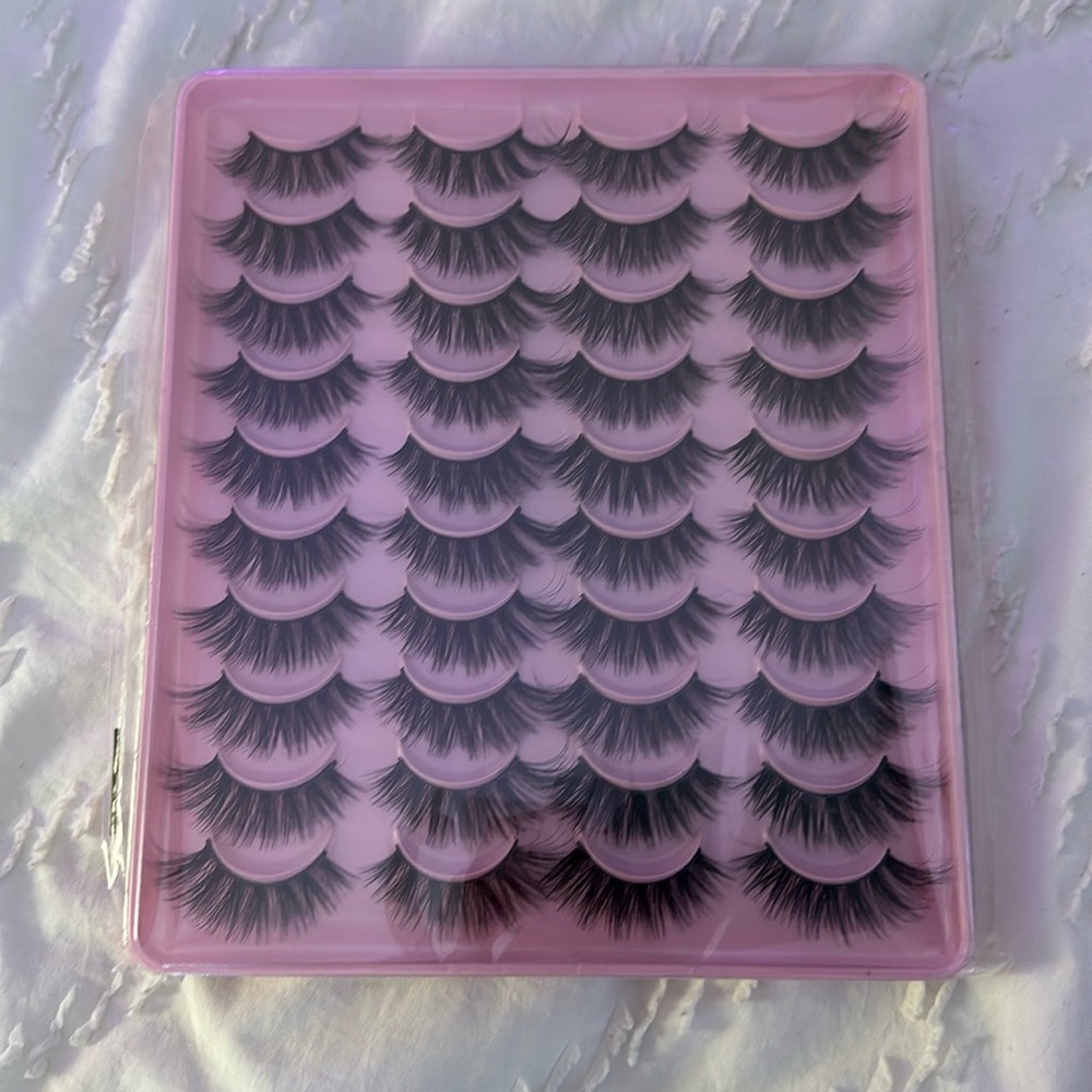 False lashes